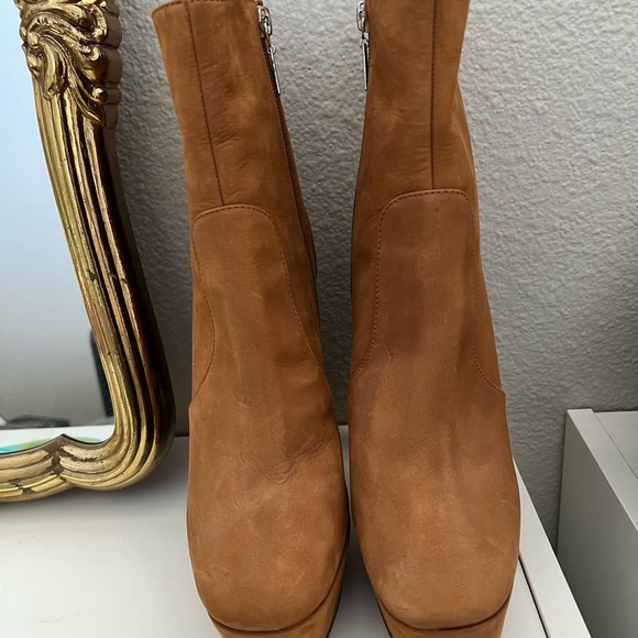 Never Worn Schutz high boots with heel - Picture 3 of 3